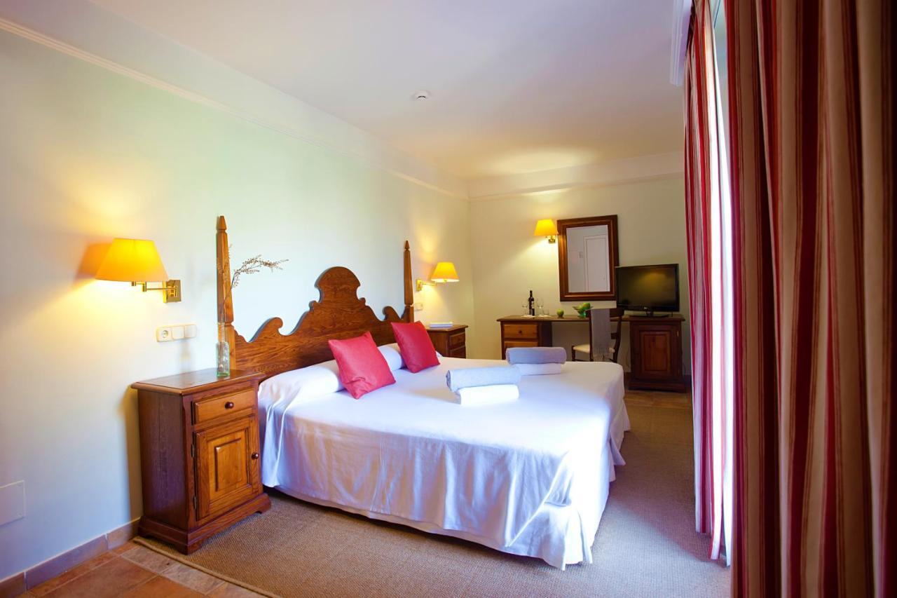 Hotel Cala Sant Vicenc - Adults Only Кала-Сан-Висенте Экстерьер фото