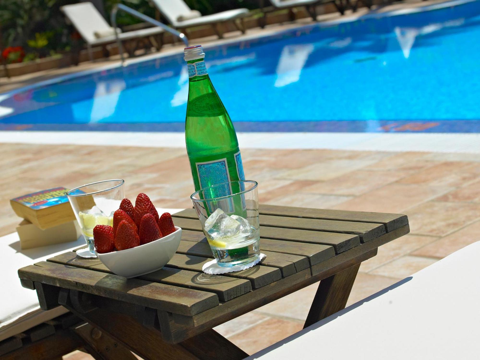 Hotel Cala Sant Vicenc - Adults Only Кала-Сан-Висенте Экстерьер фото